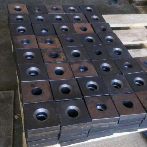 Заготовки из жаропрочной стали 70x370x470 мм 30Х18Н34В2М